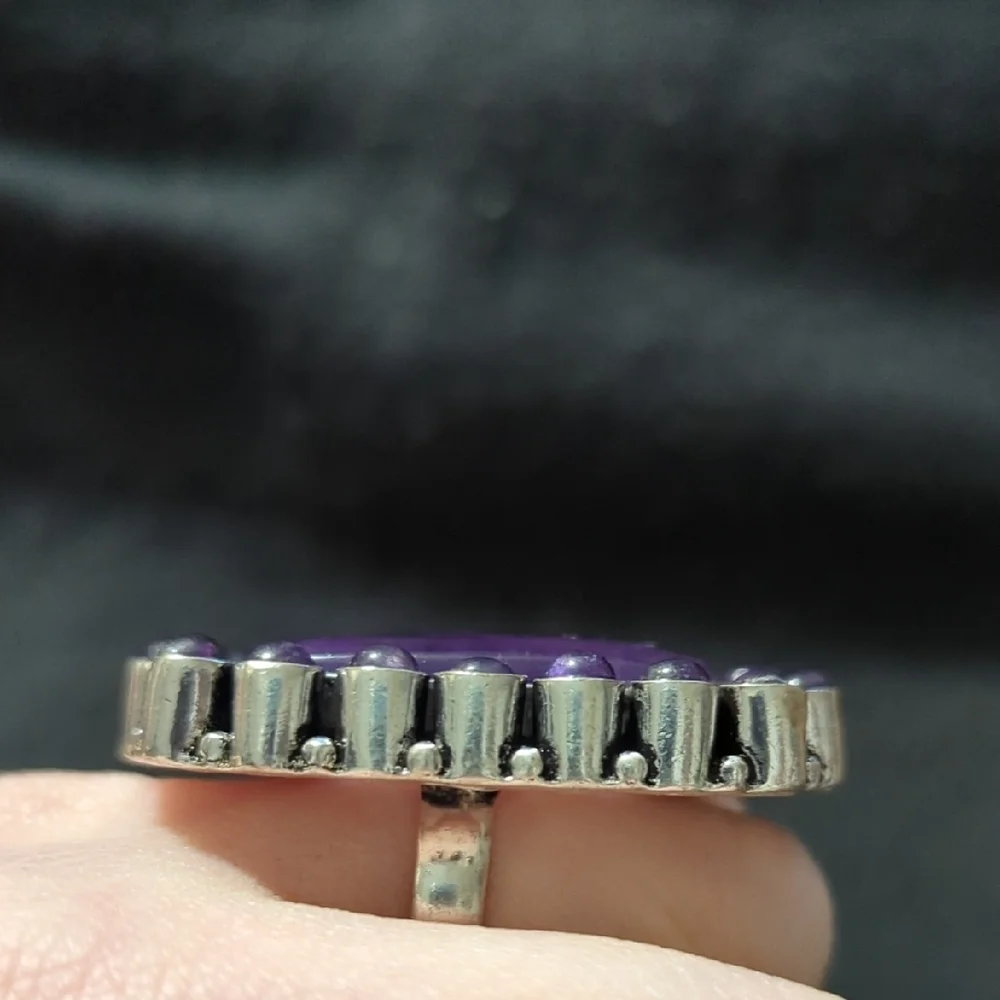 Silver Plated Purple Amethyst Gemstone  Cluster Chunky Statement Ring - Size 8